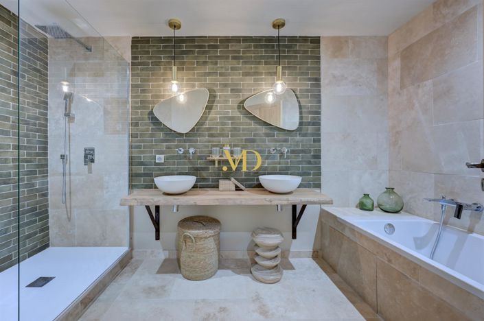 Image No.55-7 Bed House for sale