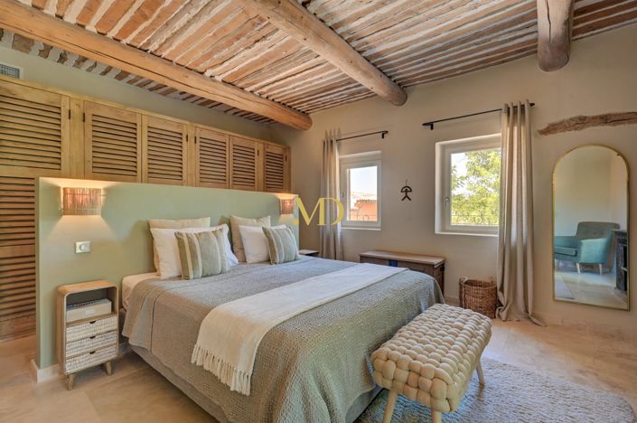 Image No.61-7 Bed House for sale