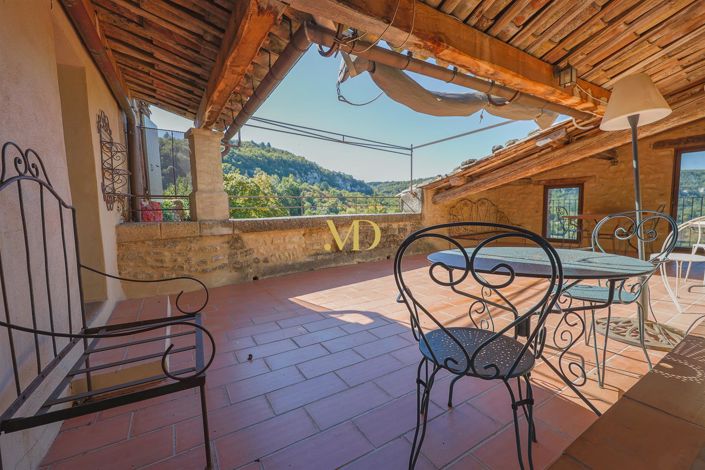 Image No.2-Maison de 3 chambres à vendre à Saignon