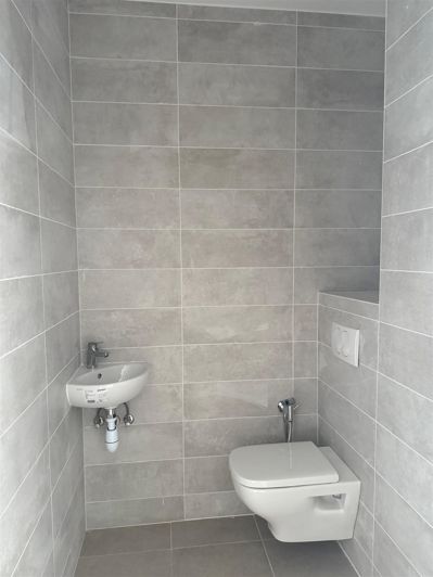 Image No.13-3 Bed Property for sale