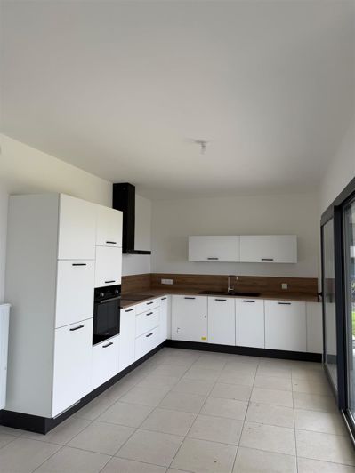 Image No.6-3 Bed Property for sale