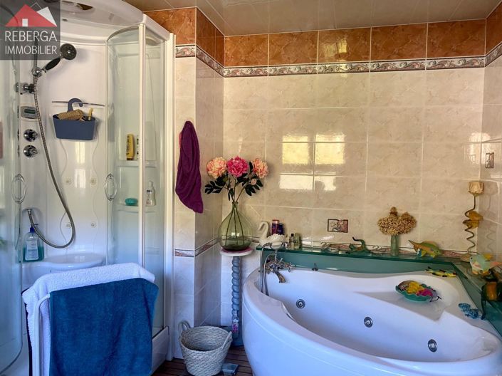 Image No.14-4 Bed House for sale