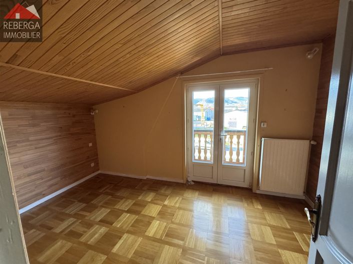 Image No.15-4 Bed House for sale