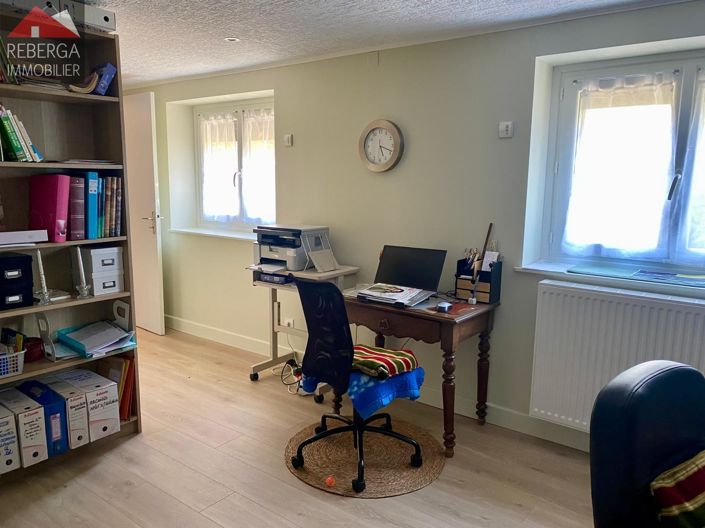 Image No.22-4 Bed House for sale