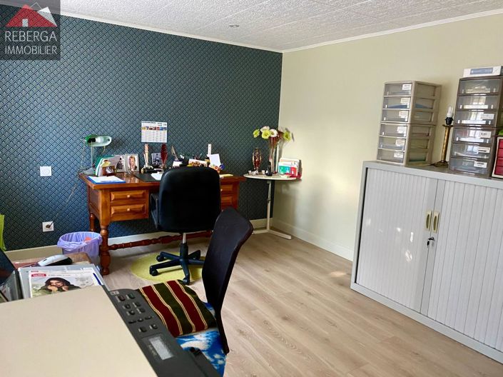 Image No.23-4 Bed House for sale