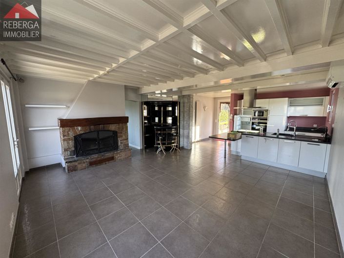 Image No.6-4 Bed House for sale