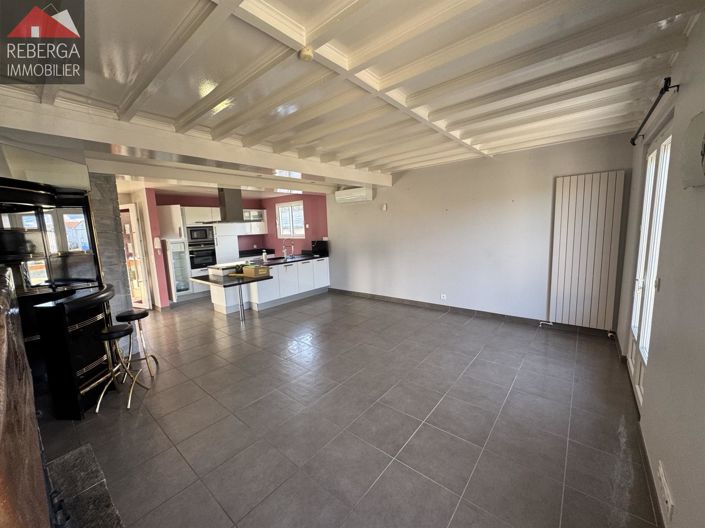 Image No.7-4 Bed House for sale