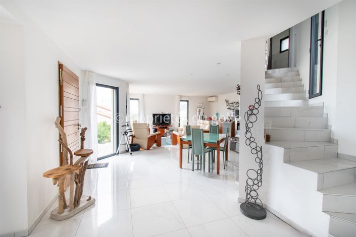 Image No.4-Maison de 4 chambres à vendre à Sète