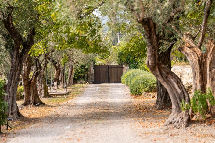 Image No.17-Maison de 8 chambres à vendre à Peymeinade