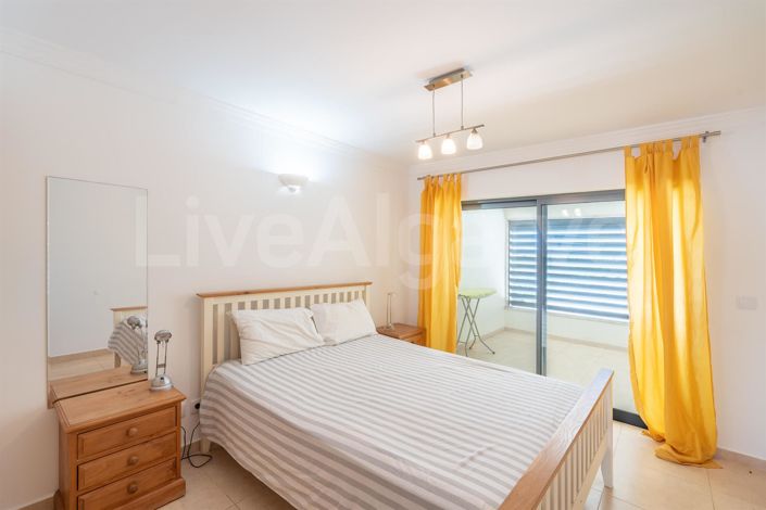 Image No.45-4 Bed House for sale