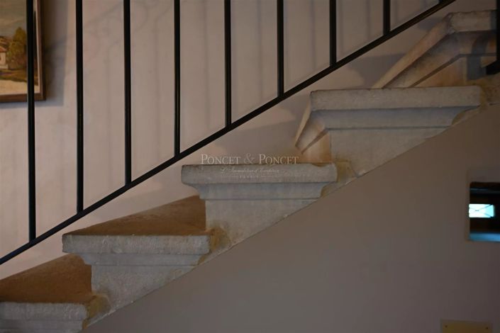 Image No.17-5 Bed House for sale