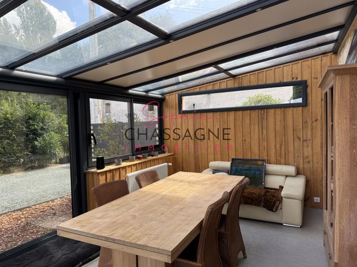 Image No.9-5 Bed House for sale