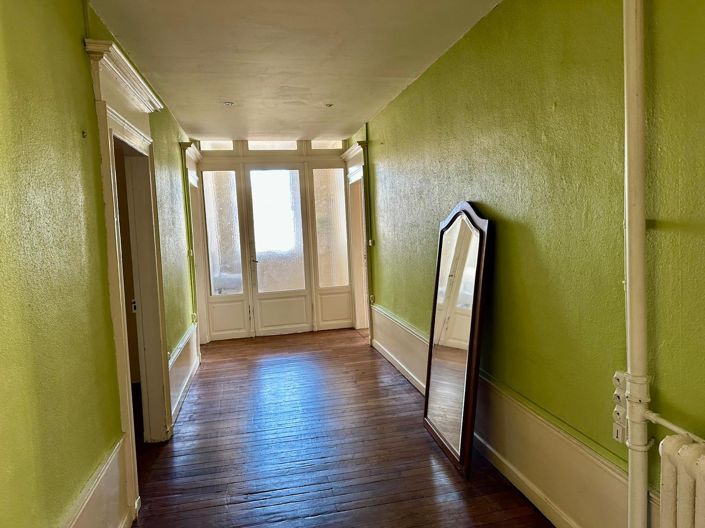 Image No.19-Maison de 7 chambres à vendre à Franche-Comté