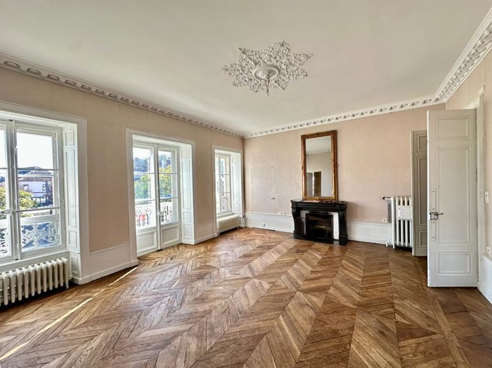 Image No.21-Maison de 7 chambres à vendre à Franche-Comté