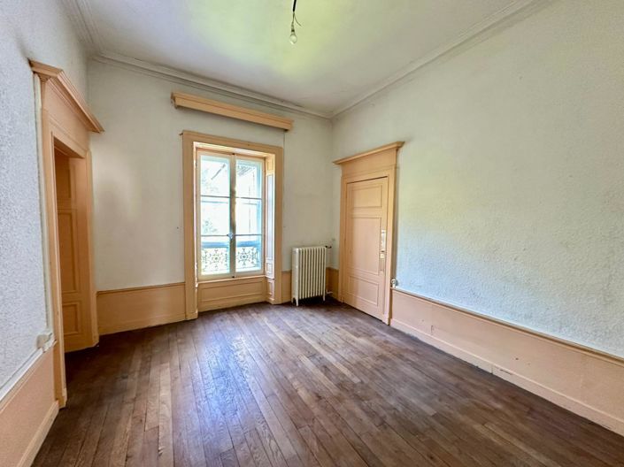 Image No.32-Maison de 7 chambres à vendre à Franche-Comté