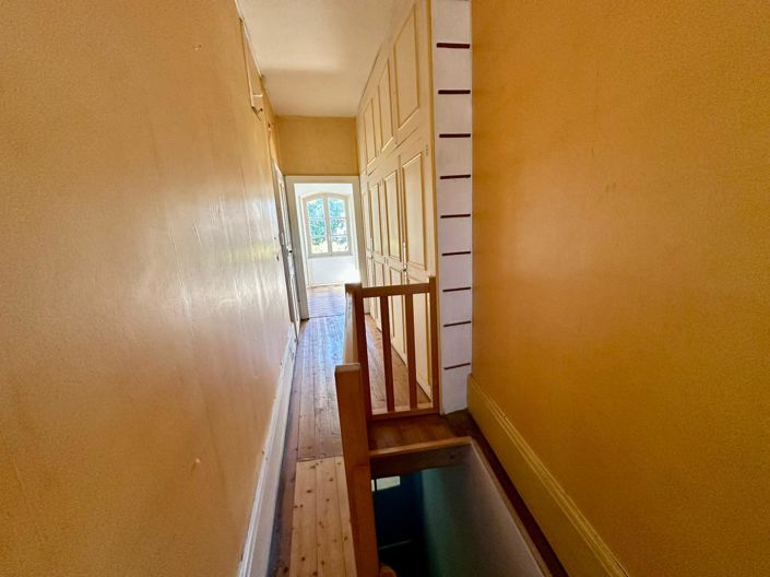 Image No.33-Maison de 7 chambres à vendre à Franche-Comté