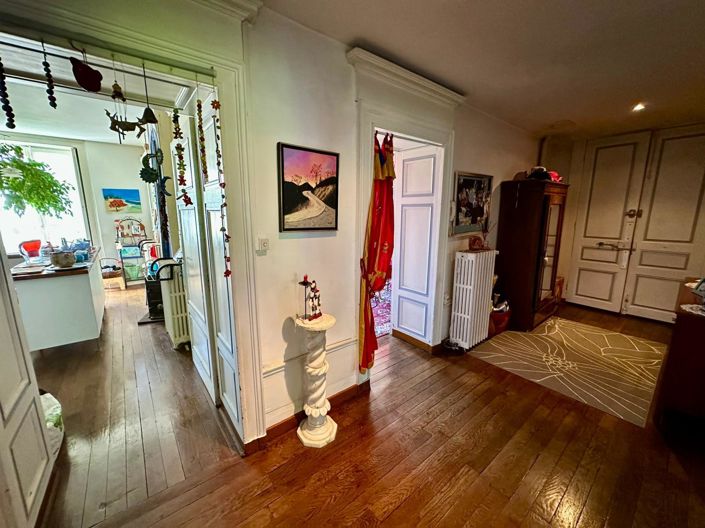 Image No.8-Maison de 7 chambres à vendre à Franche-Comté