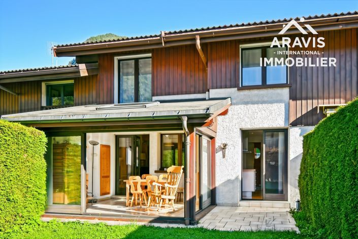 Image No.1-2 Bed House for sale