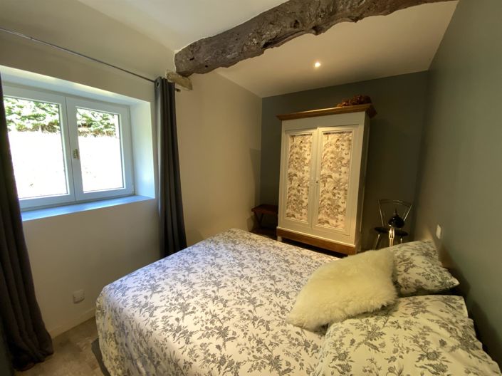 Image No.11-3 Bed House for sale