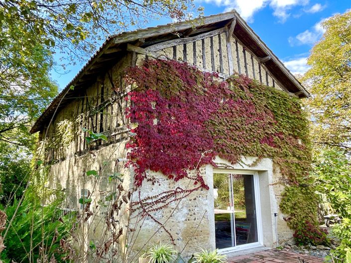 Image No.3-4 Bed House for sale