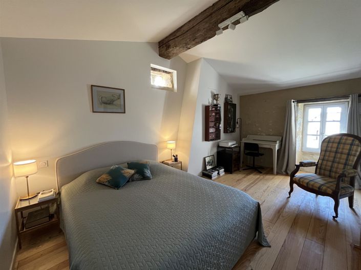 Image No.14-3 Bed House for sale