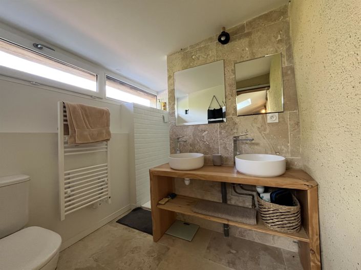 Image No.18-3 Bed House for sale