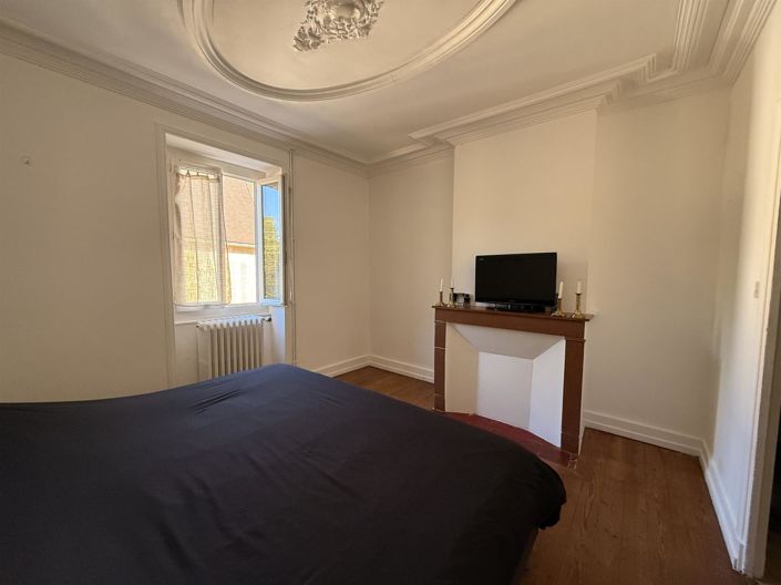 Image No.13-2 Bed House for sale