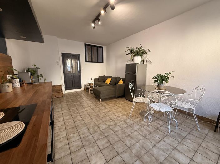 Image No.4-2 Bed House for sale