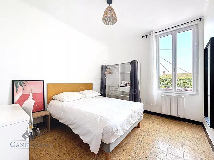 Image No.8-4 Bed Apartment for sale