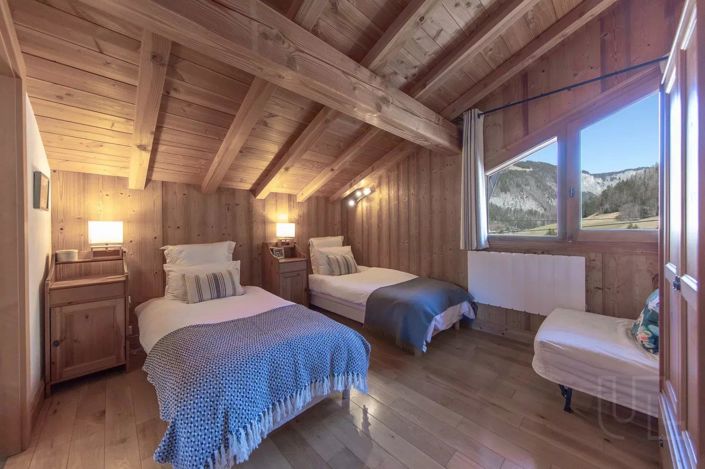 Image No.14-6 Bed House for sale