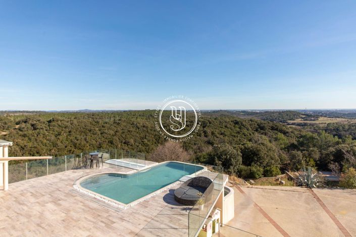 Image No.12-5 Bed House for sale