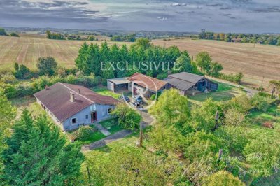 1 - Aubiet, House