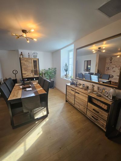 Image No.6-3 Bed House for sale