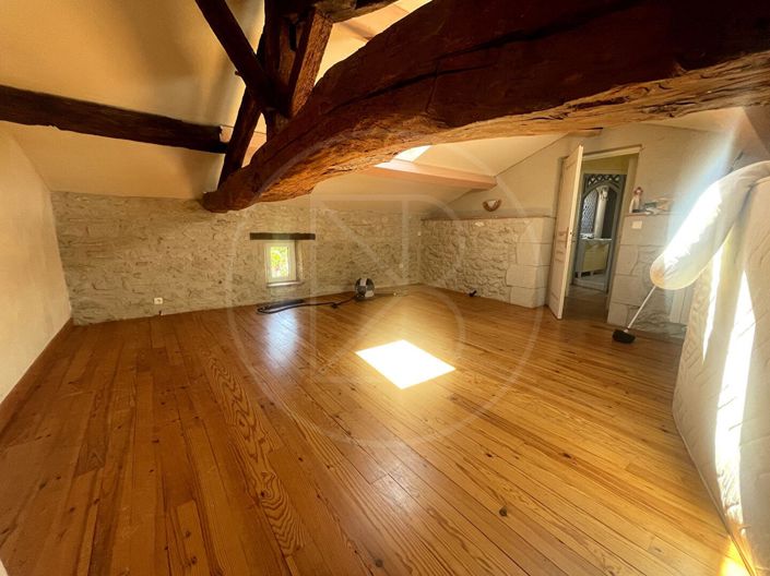 Image No.14-5 Bed House for sale