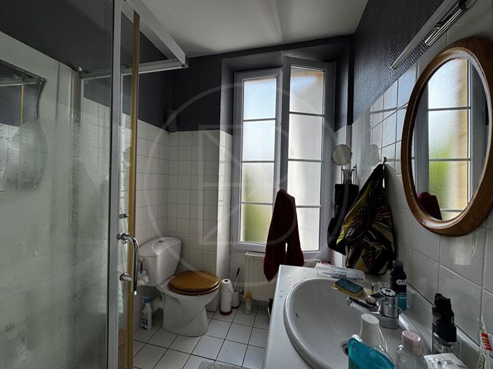 Image No.10-3 Bed House for sale