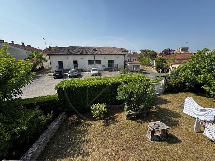 Image No.15-3 Bed House for sale