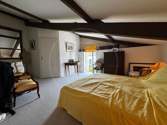 Image No.8-3 Bed House for sale