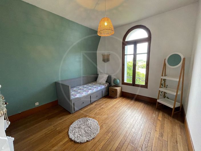 Image No.15-5 Bed House for sale