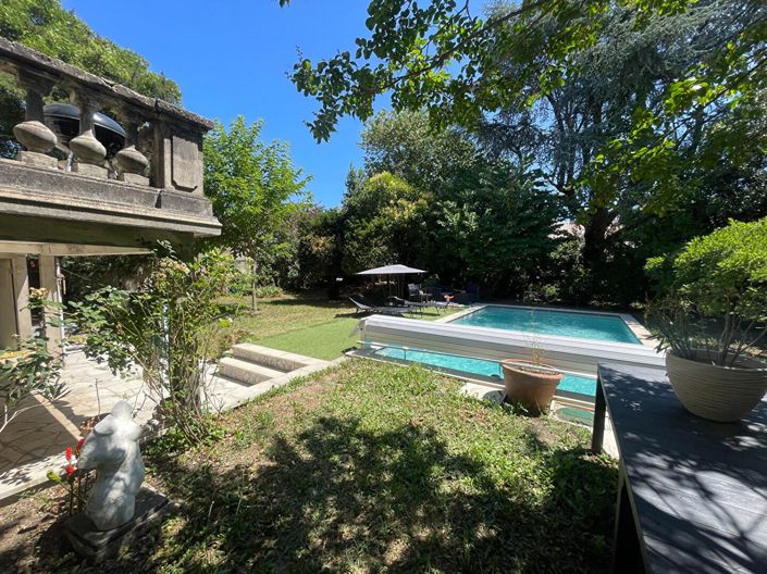 Image No.3-5 Bed House for sale