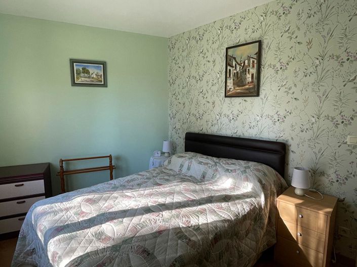 Image No.10-4 Bed House for sale