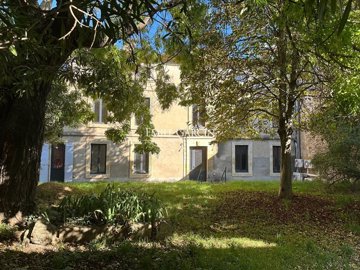 Maison de 5 chambres à vendre à Remoulins