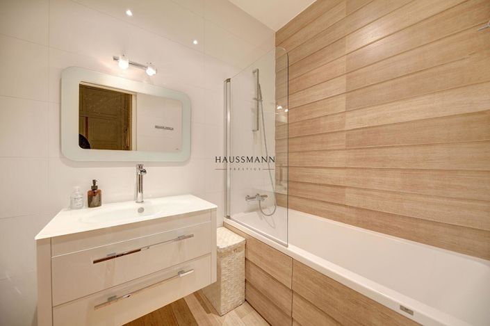 Image No.12-4 Bed Property for sale