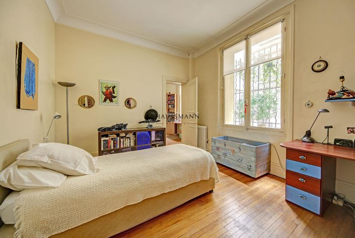 Image No.13-Appartement de 4 chambres à vendre à Paris