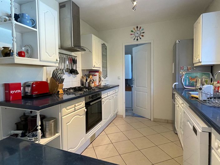 Image No.5-4 Bed House for sale