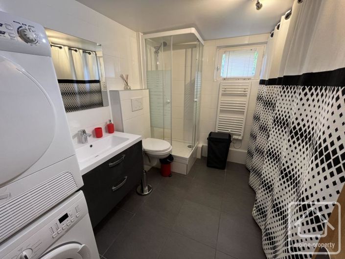 Image No.11-5 Bed Property for sale