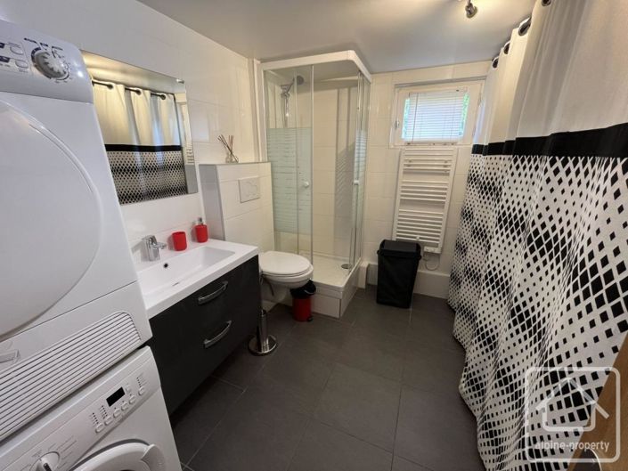 Image No.11-5 Bed Property for sale