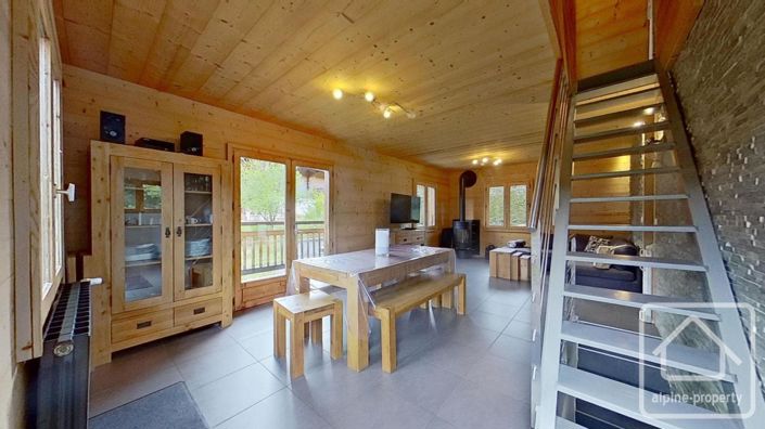 Image No.5-5 Bed Property for sale