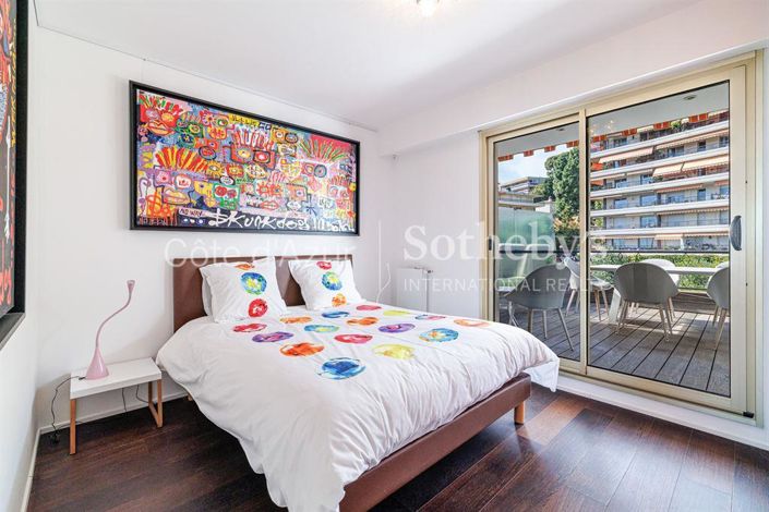 Image No.16-2 Bed Apartment for sale