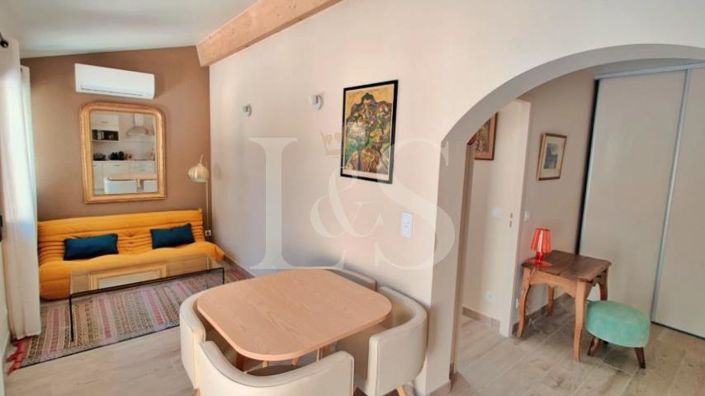 Image No.14-6 Bed House for sale