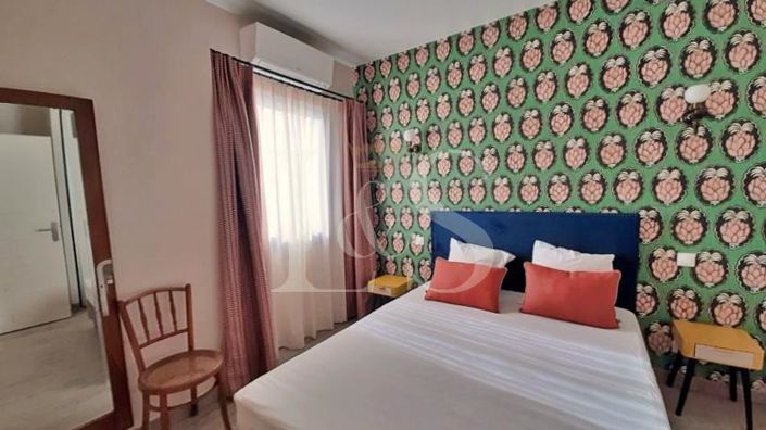 Image No.15-6 Bed House for sale